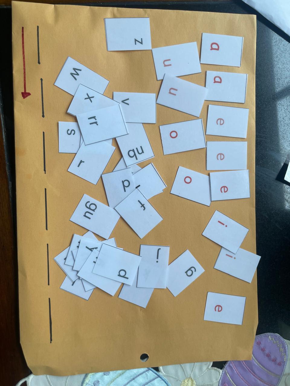Materials from the Armalo multisensory reading activity